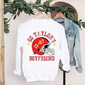 Go Taylors Boyfriend Travis Kelce Sweatshirt